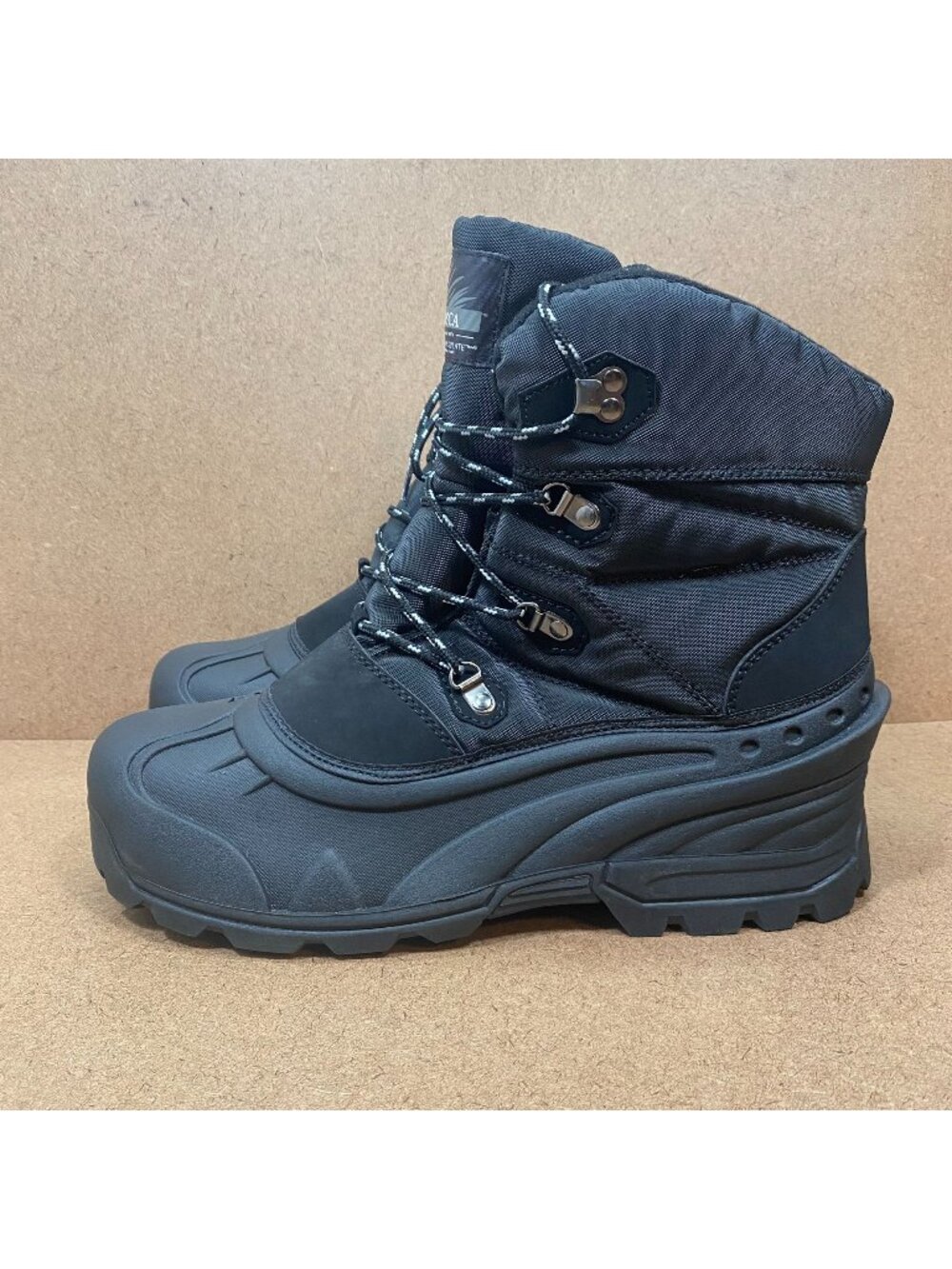 Itasca Mens Mogul ll Winter Black Boots Size 11 Thinsulate Insulation Waterproof